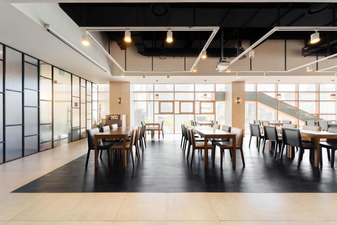 Staz Hotel Ilsan Ni Eksteriør bilde